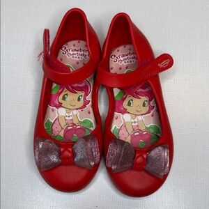 Strawberry Shortcake Mini Mel Kids Red Shoes